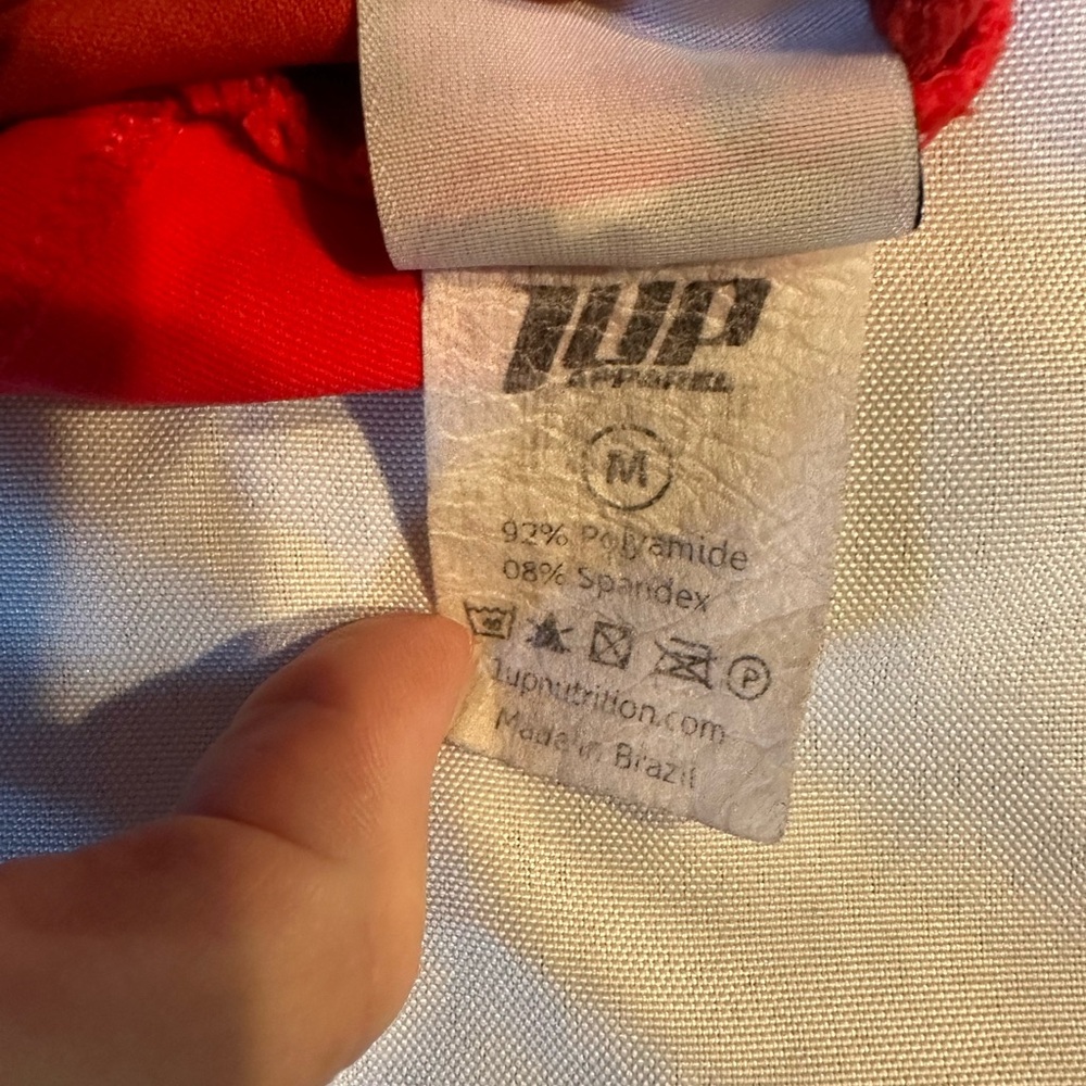 1UP NUTRITION Red Sports Bra - Picture 5 of 5